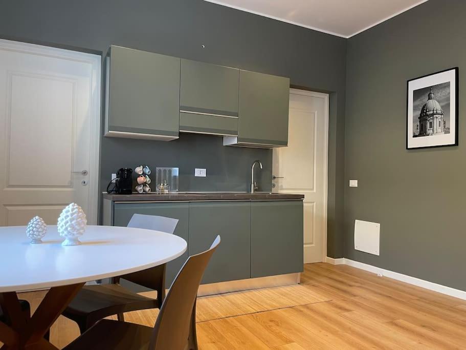 Nicare City Apartments ปาแลร์โม ภายนอก รูปภาพ